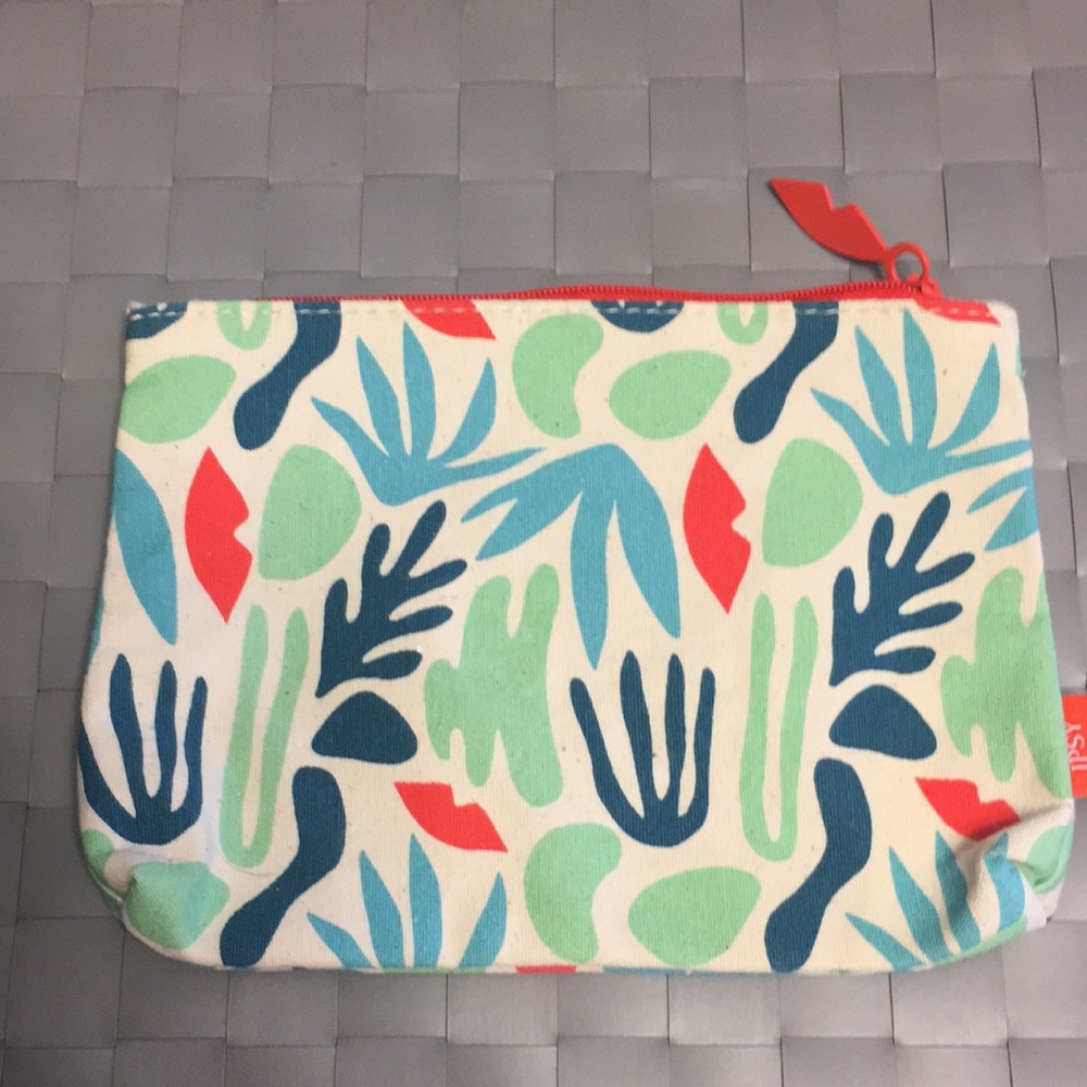 IPSY makeup bag